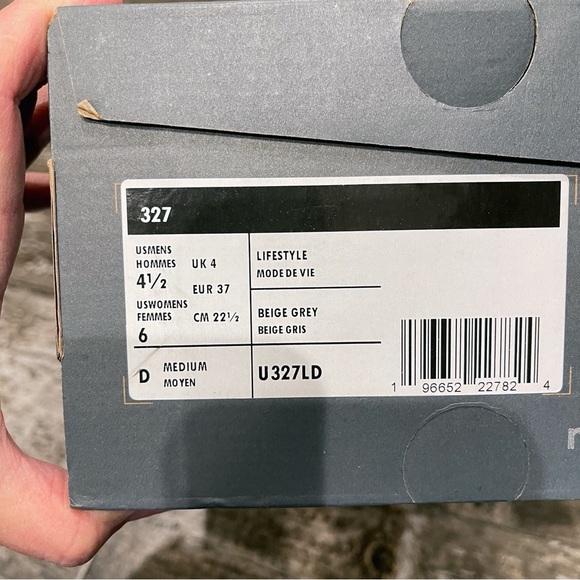 New Balance 327 Womens Shoes Size 6 Light Brown Neutral NEW - Picture 13 of 14